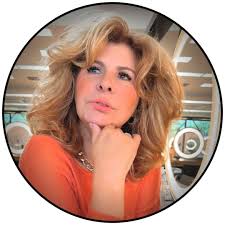 Lucy Cossenzo Hairstylist