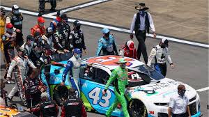 The race was extended due to a nascar overtime finish. Nascar Drivers Push Bubba Wallace S Car In Act Of Solidarity After Noose Found In His Garage Rsn