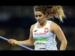 Andrejczyk, z wynikiem 55,97 z pierwszej kolejki, wywalczyła srebro. Maria Andrejczyk 71 40 Rekord Polski Rzut Oszczepem Women S Javelin Throw Youtube