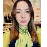 Karla Pastore's Instagram, Twitter & Facebook