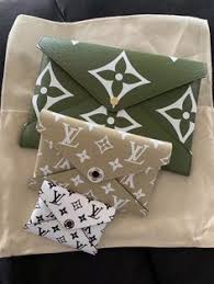 I prodotti fendi non costituiscono un'eccezione. 390 Idee Su Lv Nel 2021 Borse Louis Vuitton Louis Vuitton Stile Estivo Uomo