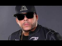 Julian Oro Duro El Rico y el Poble Live