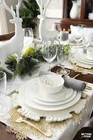 Elegant Table Setting Ideas For The Holidays Holiday Tabletop Decor Elegant Table Settings Simple Christmas Decor