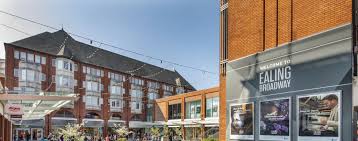 Getting Here, Getting Around | Shopping in Ealing | Ealing Broadway
