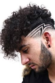 95 Trendiest Mens Haircuts And Hairstyles For 2020 Lovehairstyles Com Haircuts For Curly Hair Curly Hair Men Haircuts For Men