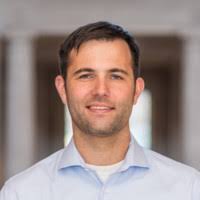 300+ perfiles de «Valeriote»