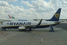 A ryanair plane flying from greece to lithuania has been diverted to belarus, with the country's opposition figures saying it was done so a dissident journalist on board could be arrested. Dvoibazfkfvtem