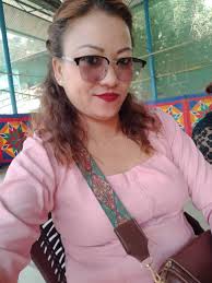 eise sam curly oiba sida minadi eise mou fatte oina uriniba 😆eibu sumeina  fattana ubinu eise noina khngdabei ne yam fabaniko😂thajadra di eingonda  hangu lk o😛