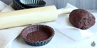 Quando preparate una frolla, che sia per cottura in bianco, ovvero senza marmellata o altro ripieno, oppure già farcita dovete sempre usare una farina note: Pasta Frolla Al Cacao Senza Burro Ne Uova Il Goloso Mangiar Sano