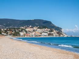 N.158 fronte mare senigallia 4+2 Indagine Prezzi Case Vacanza Marche Regione Conveniente In Alta E Bassa Stagione Marche Notizie