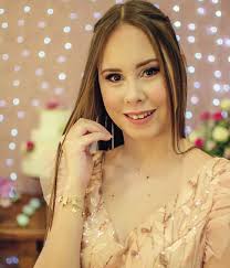 100 mil pessoas esperam por consultas