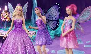 Untuk gambar mewarnai barbie yang terakhir ini ada seorang barbie yang sedang berdiri sendiri dan ia sedang memegang tongkat. 16 Daftar Film Barbie Bahasa Indonesia Dari Mermaid Sampai Mariposa