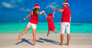 Fun family beach picture ideas. 9 Amazing Christmas Vacation Ideas For Families Beaches