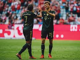 News, infomationen zu touren, eventplanung und spielen im stadion des fc bayern münchen. Bayern Munich 21 22 Oktoberfest Kit Released Footy Headlines