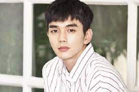 Check spelling or type a new query. 8 Model Rambut Ala Artis Korea Selatan Yang Bikin Cewek Tergila Gila Kursus Potong Rambut Pria Melodic Barbershop
