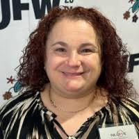 200+ "Macey" profiles