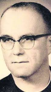 Wegkreuz am Radwegübergang: Es wurde aus tragischem Grund aufgestellt