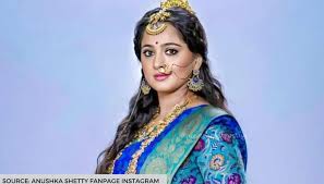 Anushka shetty h0t and $ exy appear in pink colored transparent saree dress. Anushka Shetty Thanks Fans In Unique Way As She Crosses 3 Million Followers On Instagram