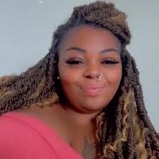 Violet Platt (@violetplatt0721)