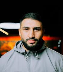 The best heavyweight in the world (not named Usyk) is fighting next week  and I don't see no chatter about it. Y'all better put some respect