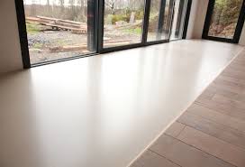 Epingle Par Carina Acatauassu Sur Floor En 2020 Beton Cire Beton Banche Beton Cire Blanc