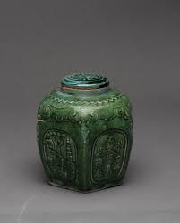 Antique chinese noble purple general tank porcelain royal nobility palace decoration handpainted gold ceramic ginger jar. A Provincial Chinese Ginger Jar With Jade Green Glaze Mid 19th Century 18cm High Price Estimate 100 200