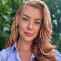 100+ "Vicky Walton" profiles