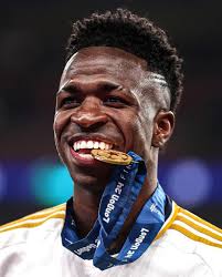 🚨 Vinícius Junior can renew his...