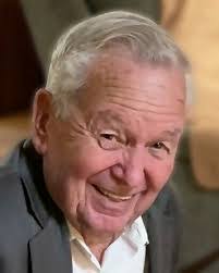 Lee Roland's Instagram, Twitter & Facebook