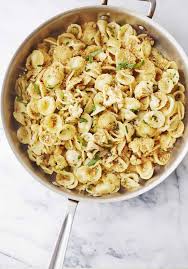 Here is the layout the meal should follow for your italian themed dinner party if you want to stay traditional. Giadzy By Giada De Laurentiis A Place Where Food Family And Fun Come Together Giada Recipes Pasta Recipes Food Network Recipes