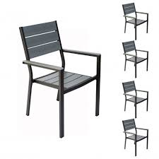 Les chaises et fauteuils de jardin apportent la touche finale à votre décoration d'extérieur. Chaise De Jardin Aluminium Et Bois Composite Gris Fino Empilable X4