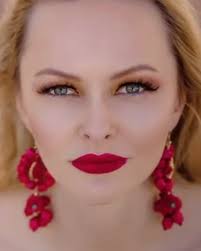 Alma Cedillo (@muacedilloalma) • Instagram photos and videos