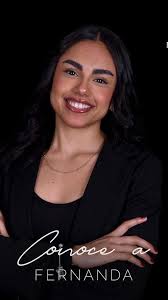 Meet Fernanda! She is part of our Welcome committee in Dentology! A  bilingual CSR, that can help you provide information about any treatment  that you may be interested in and schedule your