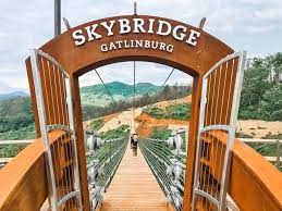 Fun day trip ideas close to me, things to do this weekend, small towns, best weekend getaways: Things To Do In Gatlinburg Tn