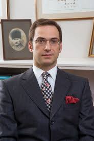 Ali koç kaç doğumlu, hangi okulları bitirdi ve ne mezunu sorusunun yanıtı. Omer Koc Vikipedi