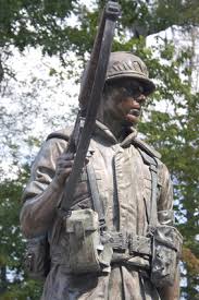 Sf/socom are military(public sector) not contractors. The Average Salary Of Army Special Forces