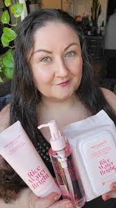 May be it's..... Drugstore brand foundation, but it's doing an excellent  job honey. @Maybelline New York SuperStay Lumi Matte Foundation blends  nicely providing excellent lightweight coverage. The finish is gorgeous,  it's matte,