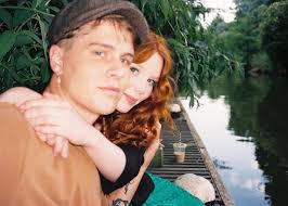 How do you even know if you do or do not 'visualize in the mind's eye' if  there is no objective baseline? Is 'everyone' closing their eyes and  re-experiencing a Netflix show