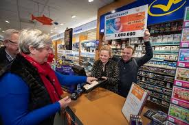 Het resultaatarchief bevat de resultaten van. Gelukswinkel In Emmeloord Viert Verkoop Lot Een Miljoen Euro Zonder De Winnaar Noordoostpolder Destentor Nl