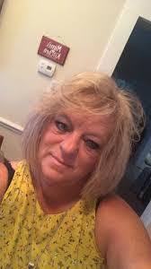 Nicole Ryall's Instagram, Twitter & Facebook