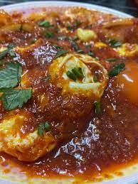 Okezone merangkum dari berbagai sumber, berikut rekomendasi resep telur bumbu petis ala surabaya dan resep telur masak merah ala banjar yang rasanya dijamin tak pernah ada dimanapun. Resepi Telur Masak Merah Cepat Dimasak Sedap Dimakan Resepi My