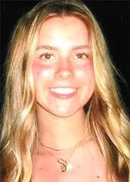 Kelly Loveday's Instagram, Twitter & Facebook