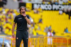 En una entrevista otorgada para una radiodifusora ecuatoriana, el actual técnico de santos laguna, guillermo almada, no descartó volver algún día con el barcelona ecuatoriano. Bichito