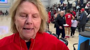 Donna Moir's Instagram, Twitter & Facebook