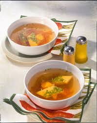 Kraftige Gemusebruhe Mit Mohren Und Eierstich Rezept Lecker Rezept Eierstich Rezepte Lecker