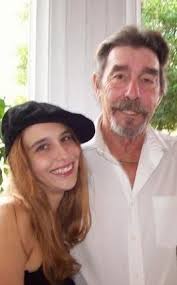 Saunders Family History: Last Name Origin & Meaning