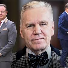 Guy-David ontwerpt de opvallende kostuums van Bart De Wever: “Onze  burgemeester koopt niet in het buitenland, hè”