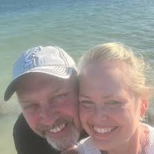 Which tile is better for a bathroom shower, rocks or hexagonal tiles?