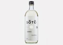 Designer Joe Doucet Introduced Soto Sake To A New Market With A Minimal White Bottle Design Packaging Sake Bottle Bottle Design