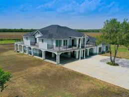 Shared unfurnished room in an apartment. Texas 7 Bedrooms For Sale 33 Homes For Sale Zerodown